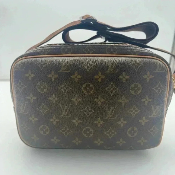 LOUIS VUITTON Reporter PM Crossbody Shoulder Bag M45254 Monogram (Unisex) - Picture 3 of 15